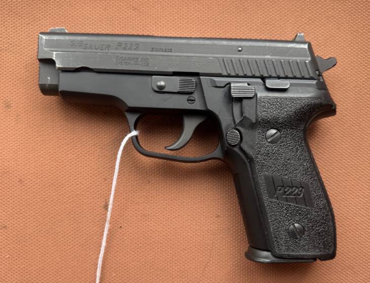 Sig Sauer P229
